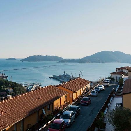Апартаменти La Terrazza Sul Golfo Ла-Спеція Екстер'єр фото